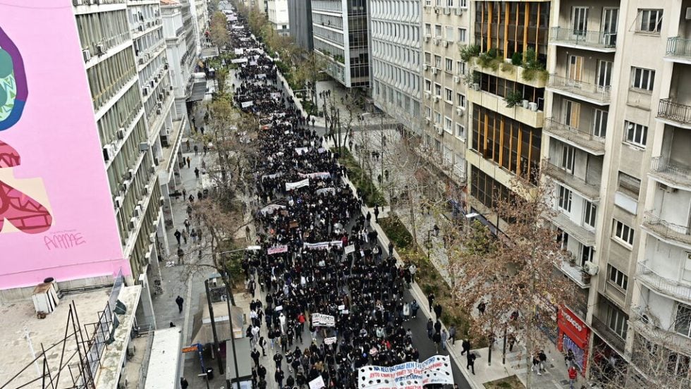 Πανεκπαιδευτικό συλλαλητήριο για τα Τέμπη